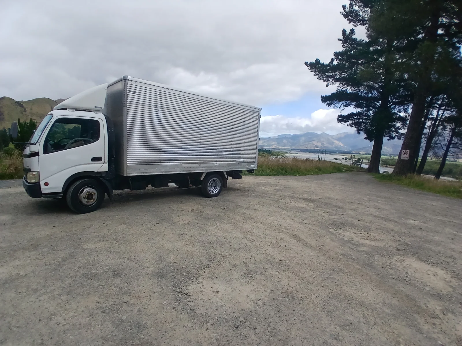 Discount Movers Ltd gallery