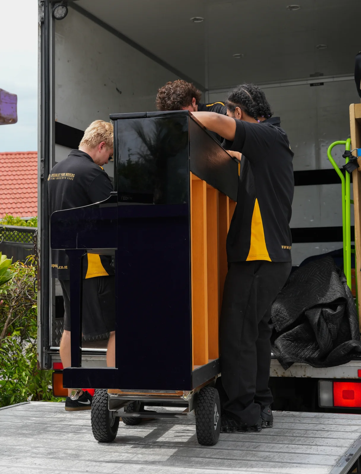 Specialist Movers and Cleaners gallery