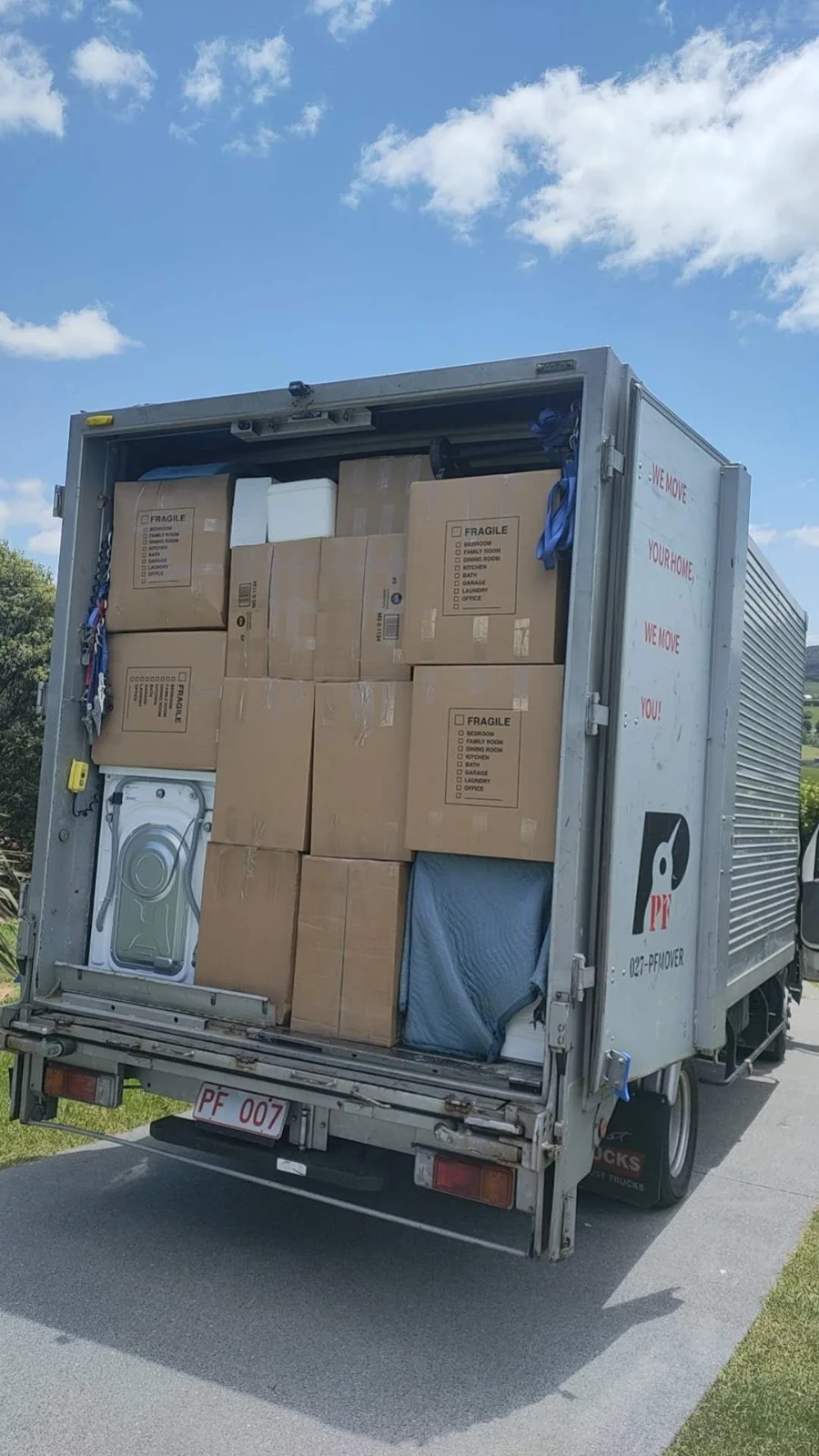 PF MOVING LTD gallery